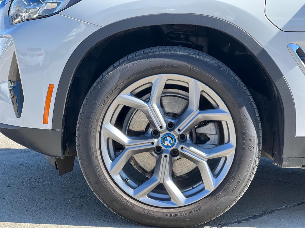 BMW Plugin hybrid — миниатюра 12