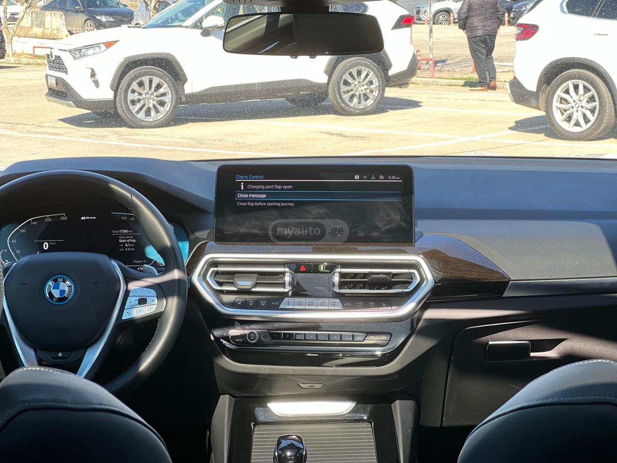 BMW Plugin hybrid — миниатюра 7