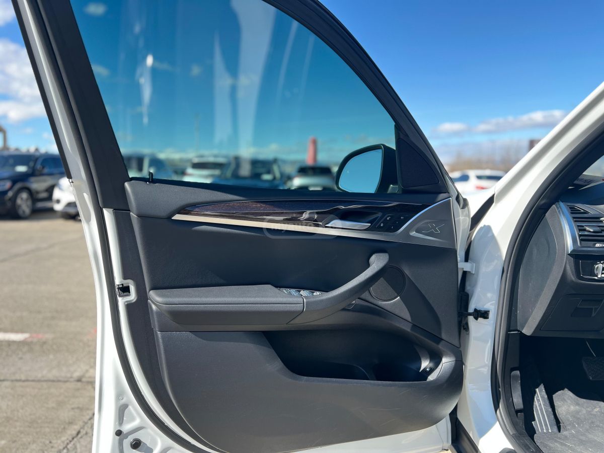 BMW Plugin hybrid — миниатюра 9