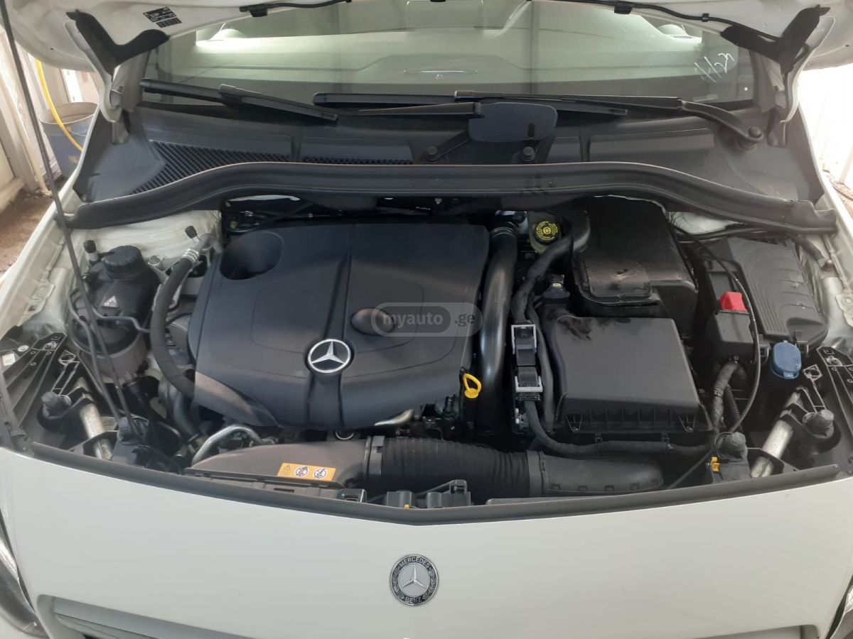 Mercedes-Benz B 180 - фото 14