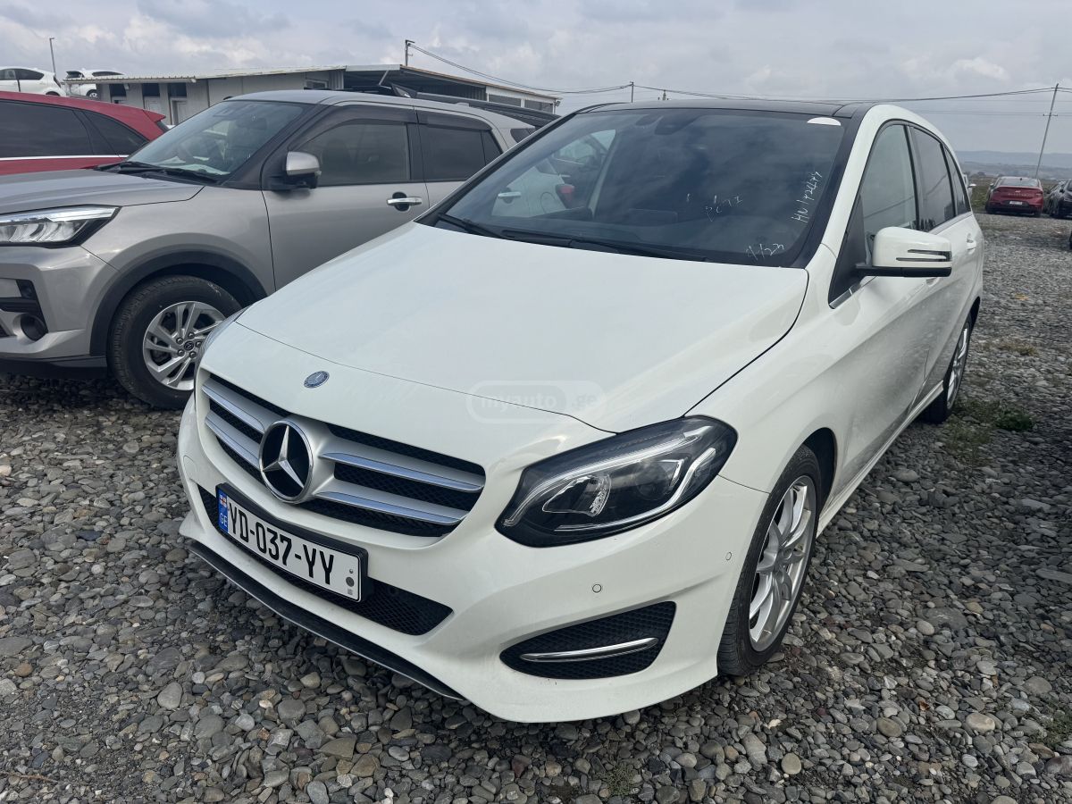 Mercedes-Benz B 180 - фото 2