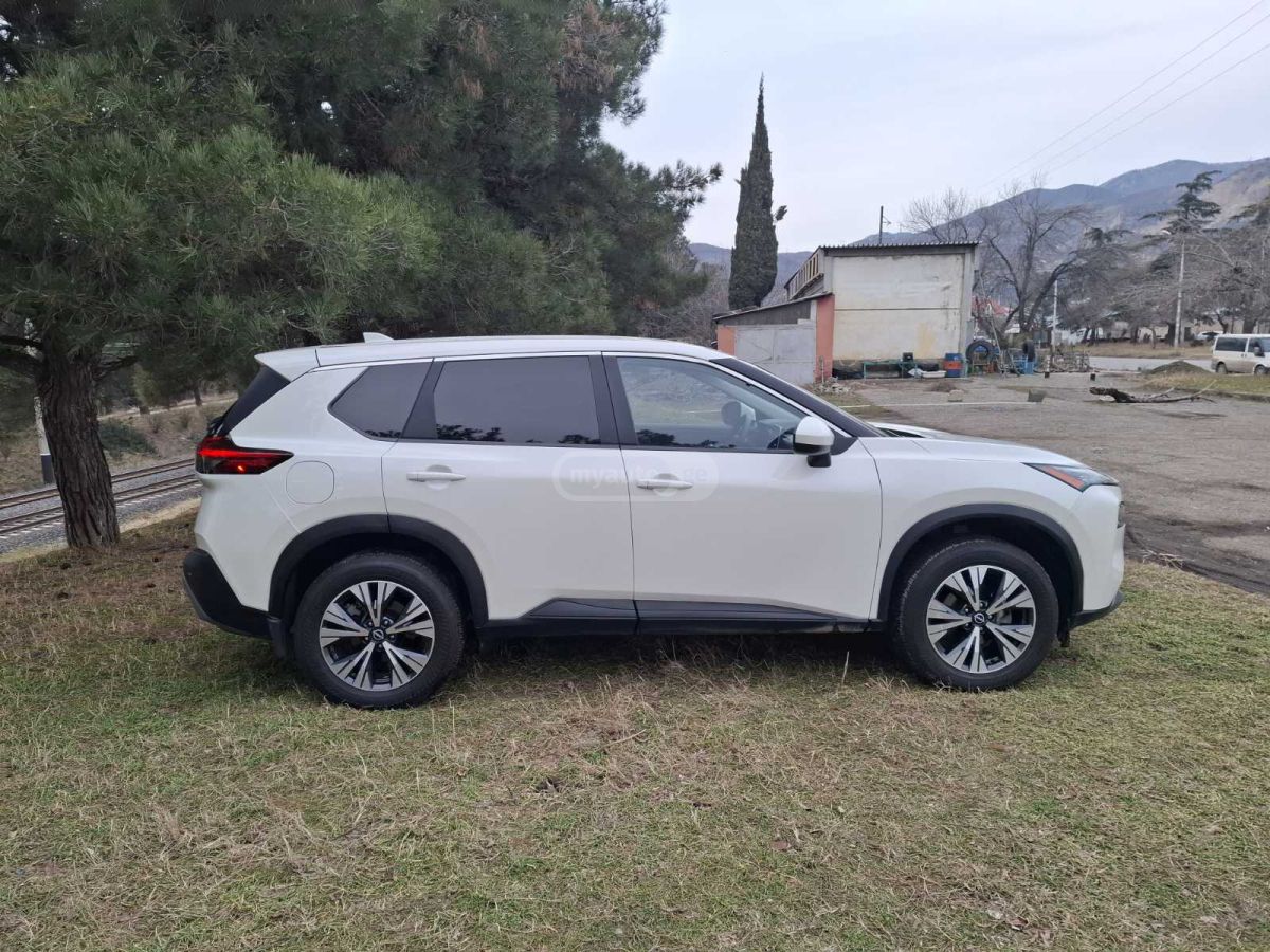 Nissan Rogue - фото 10