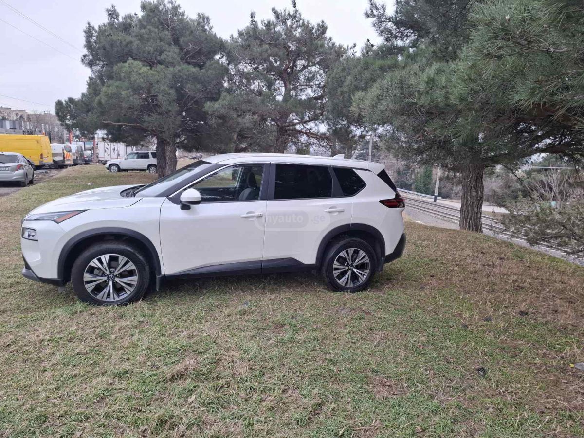Nissan Rogue - фото 11