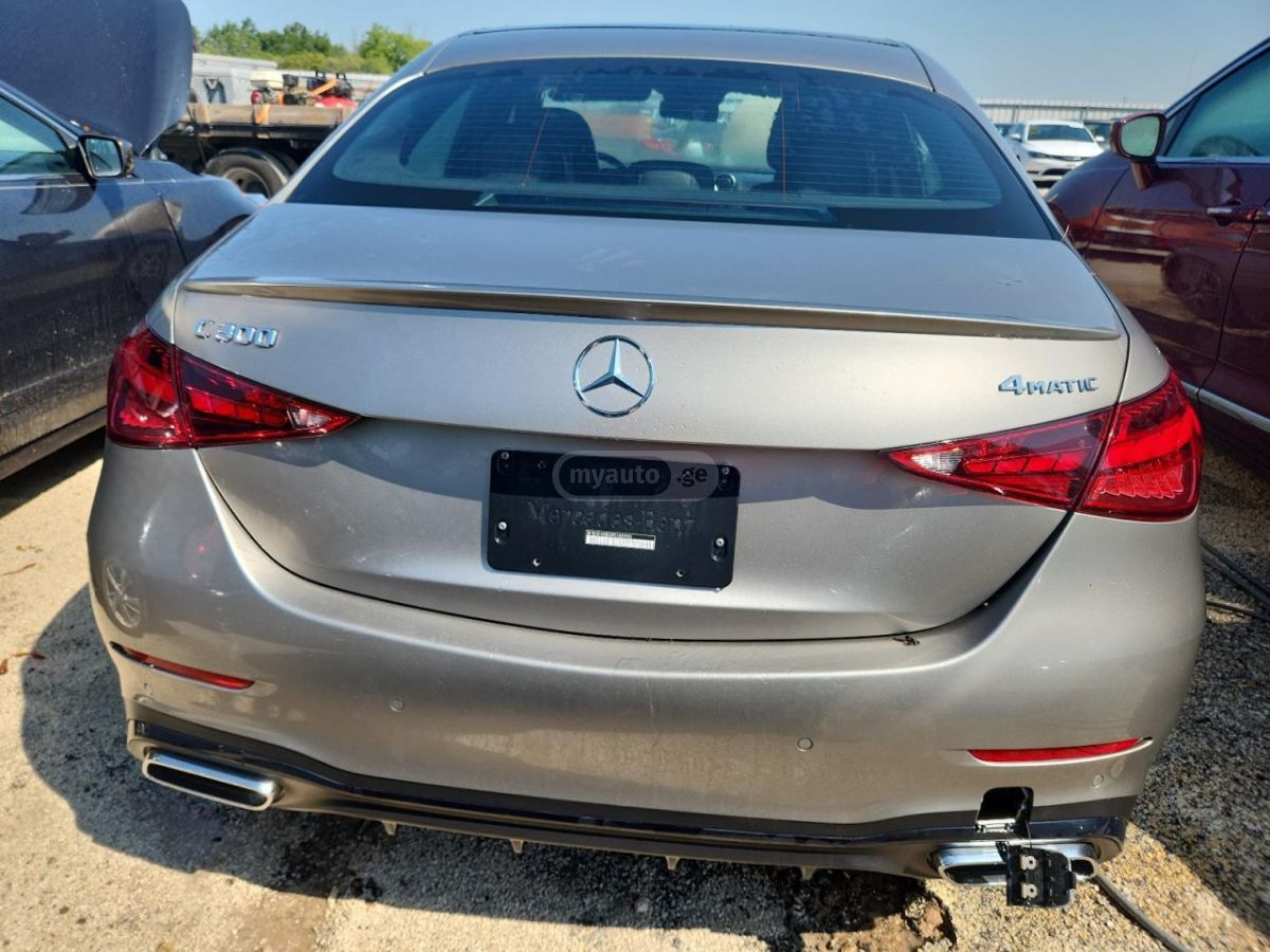 Mercedes-Benz C 300 - фото 6