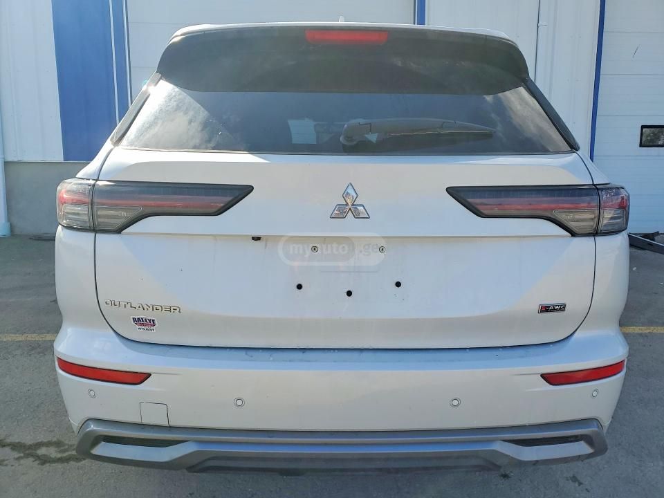 Mitsubishi Outlander 2025 — миниатюра 5