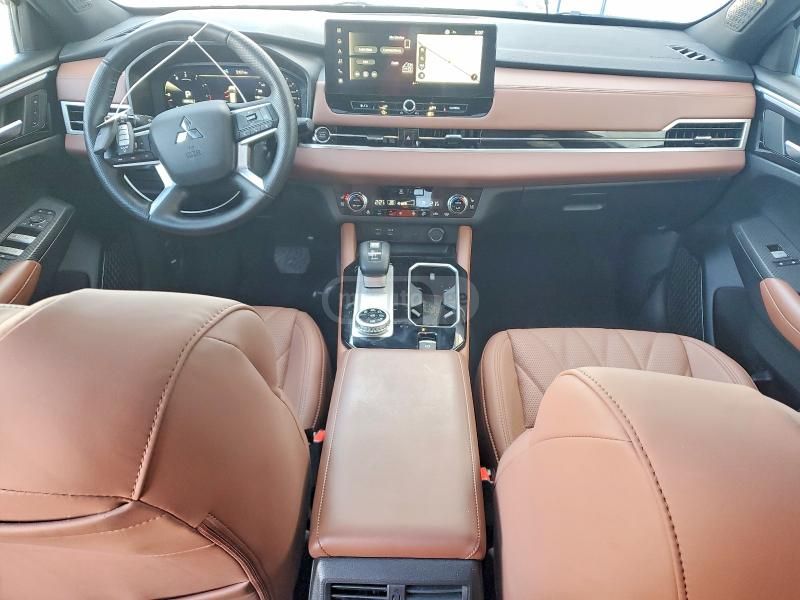 Mitsubishi Outlander 2025 — миниатюра 7