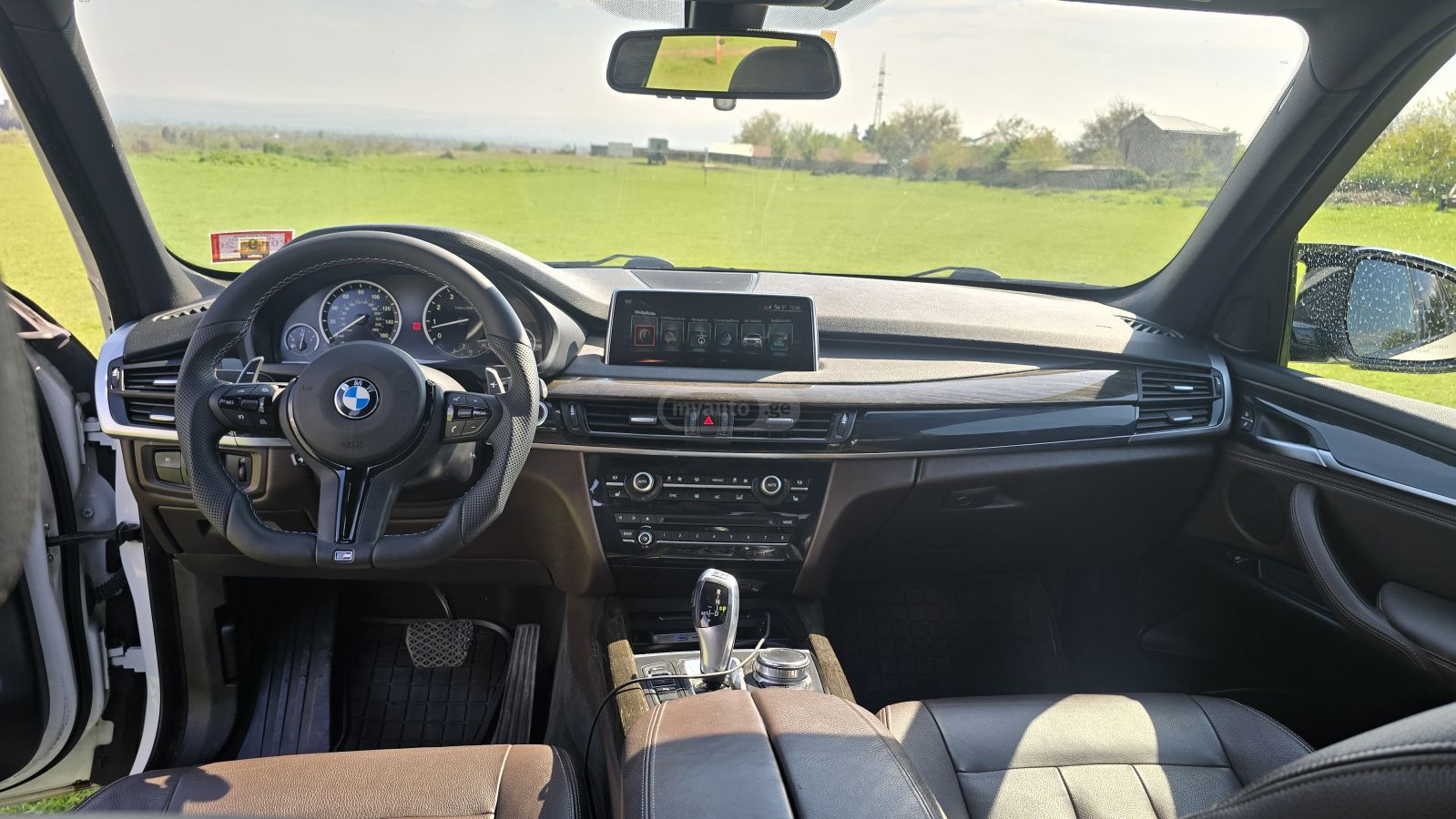 BMW X5 - фото 10
