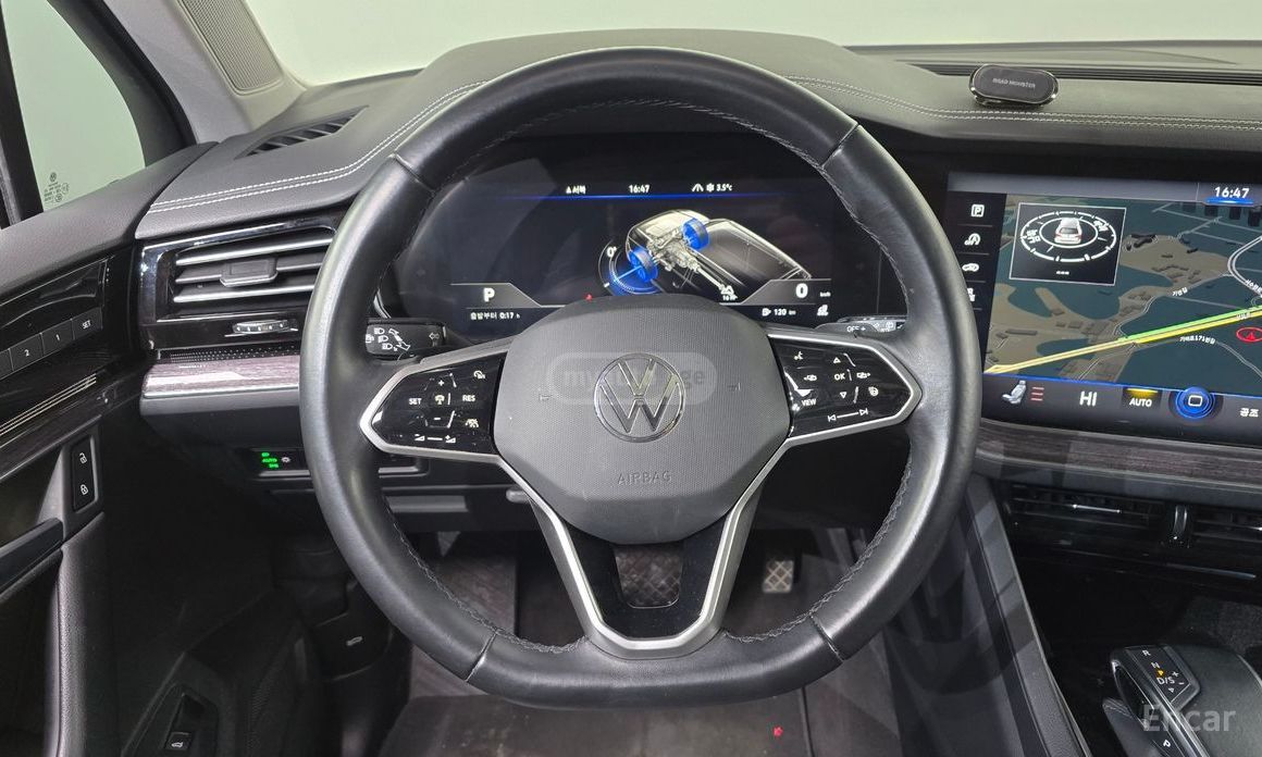 Volkswagen Touareg - фото 13