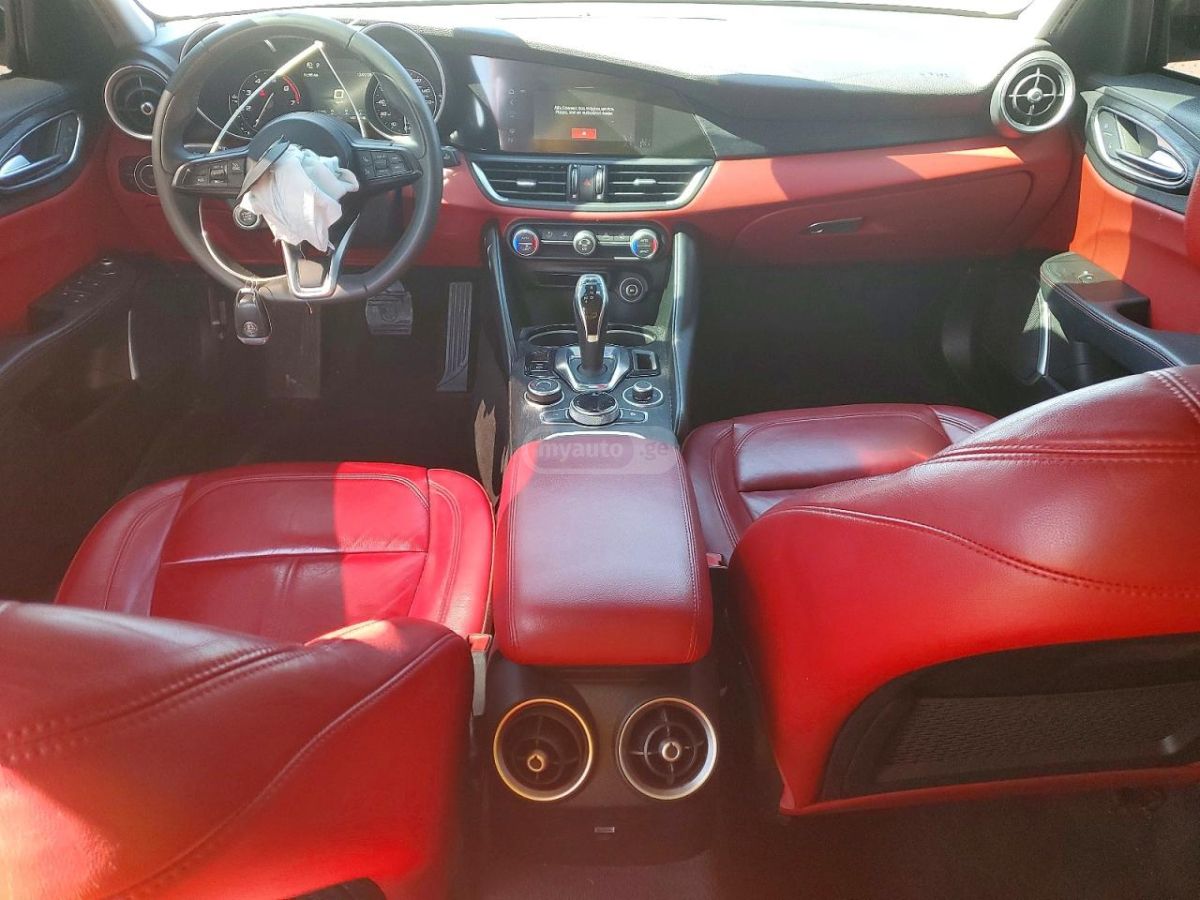 Alfa Romeo Giulia - фото 8