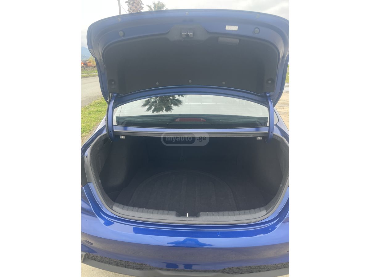 Kia Forte - фото 7