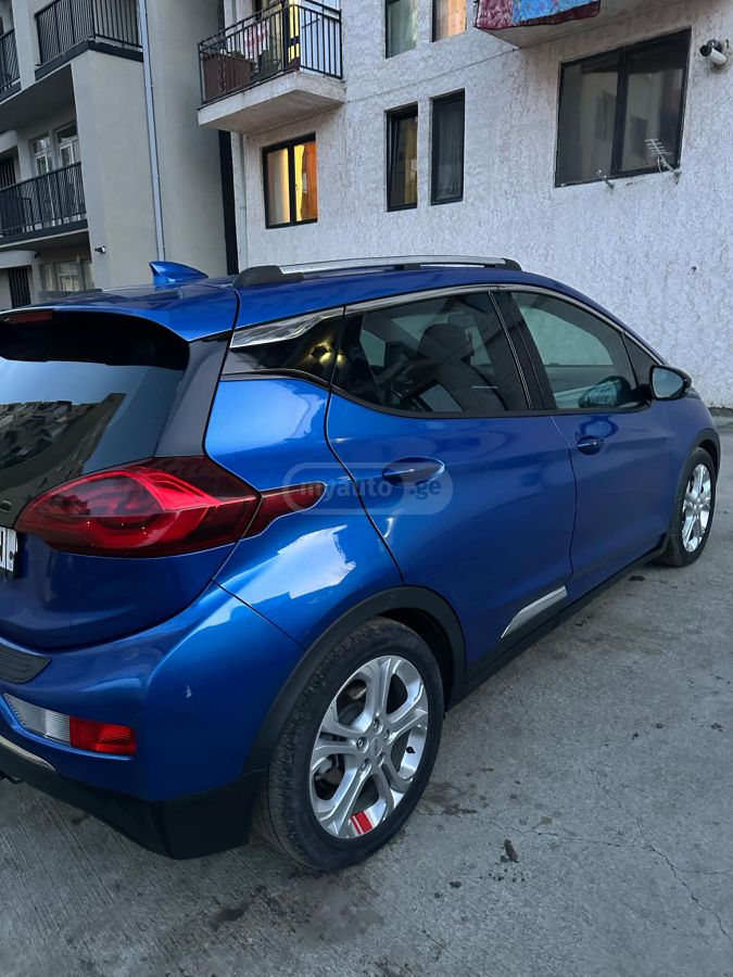 Chevrolet Bolt EV - фото 3