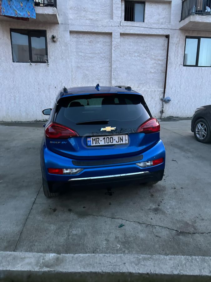 Chevrolet Bolt EV - фото 4