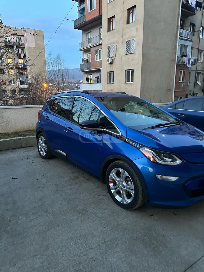 Chevrolet Bolt EV - фото 5