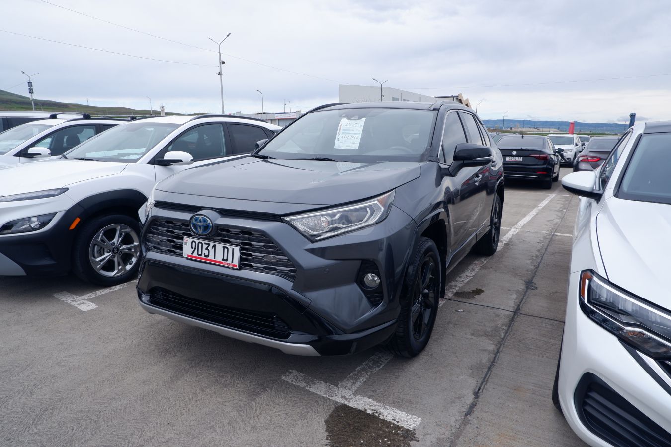 Toyota RAV 4 - фото 1