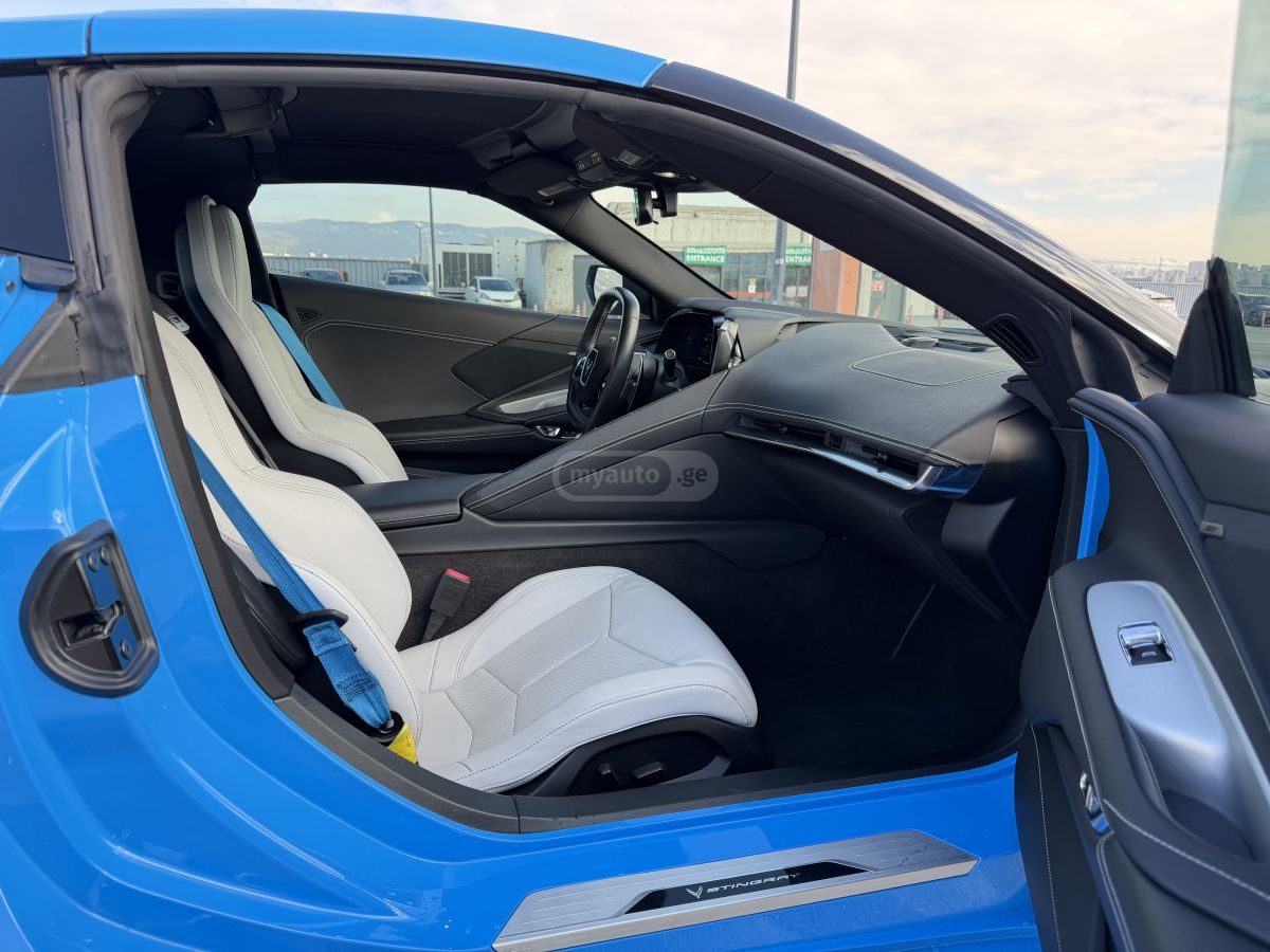 Chevrolet Corvette - фото 10