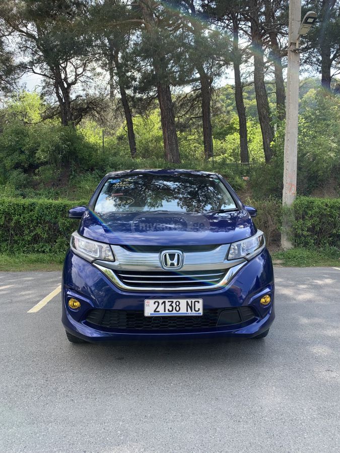 Honda Freed - фото 4