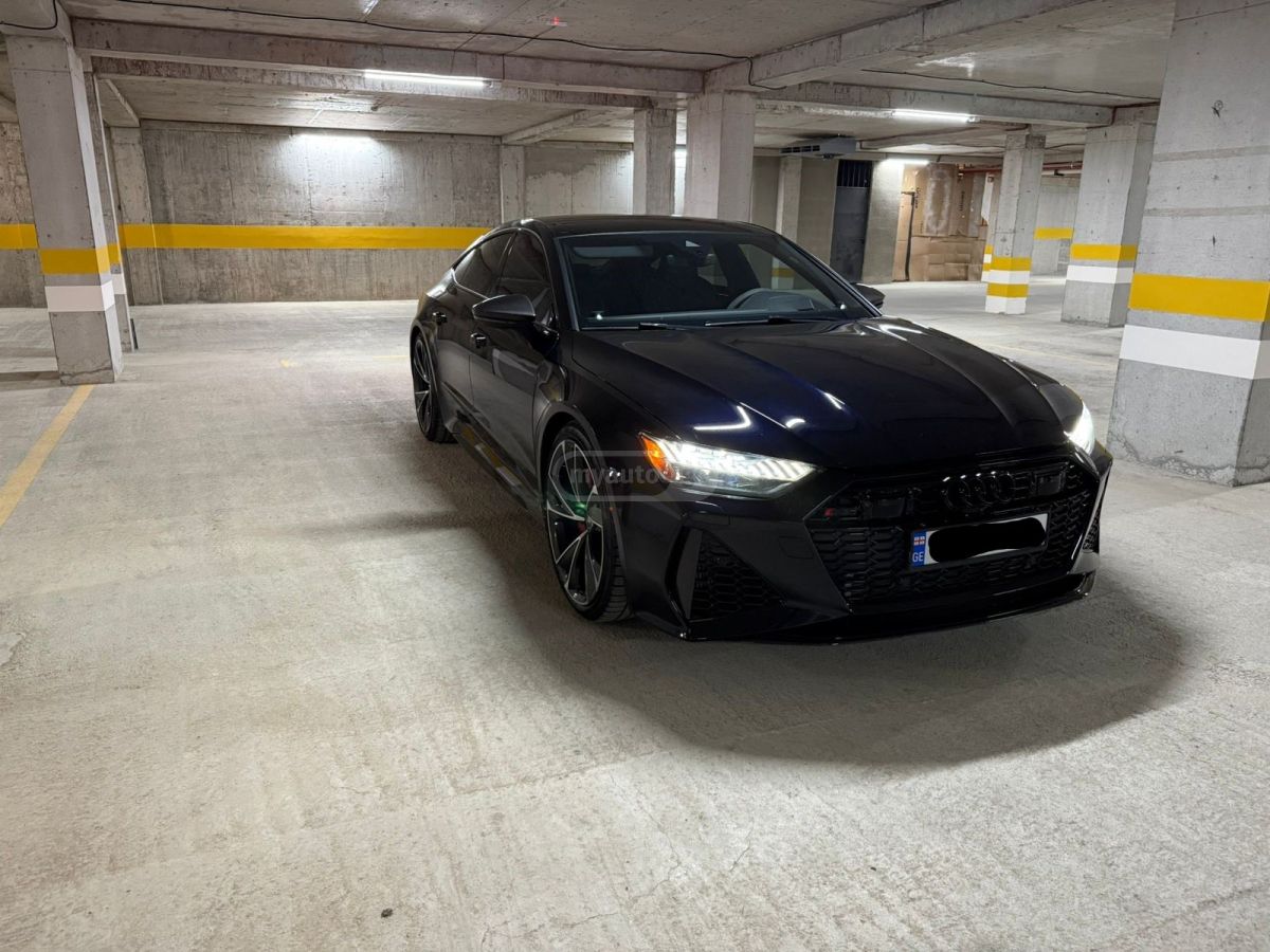 Audi RS7 - фото 4