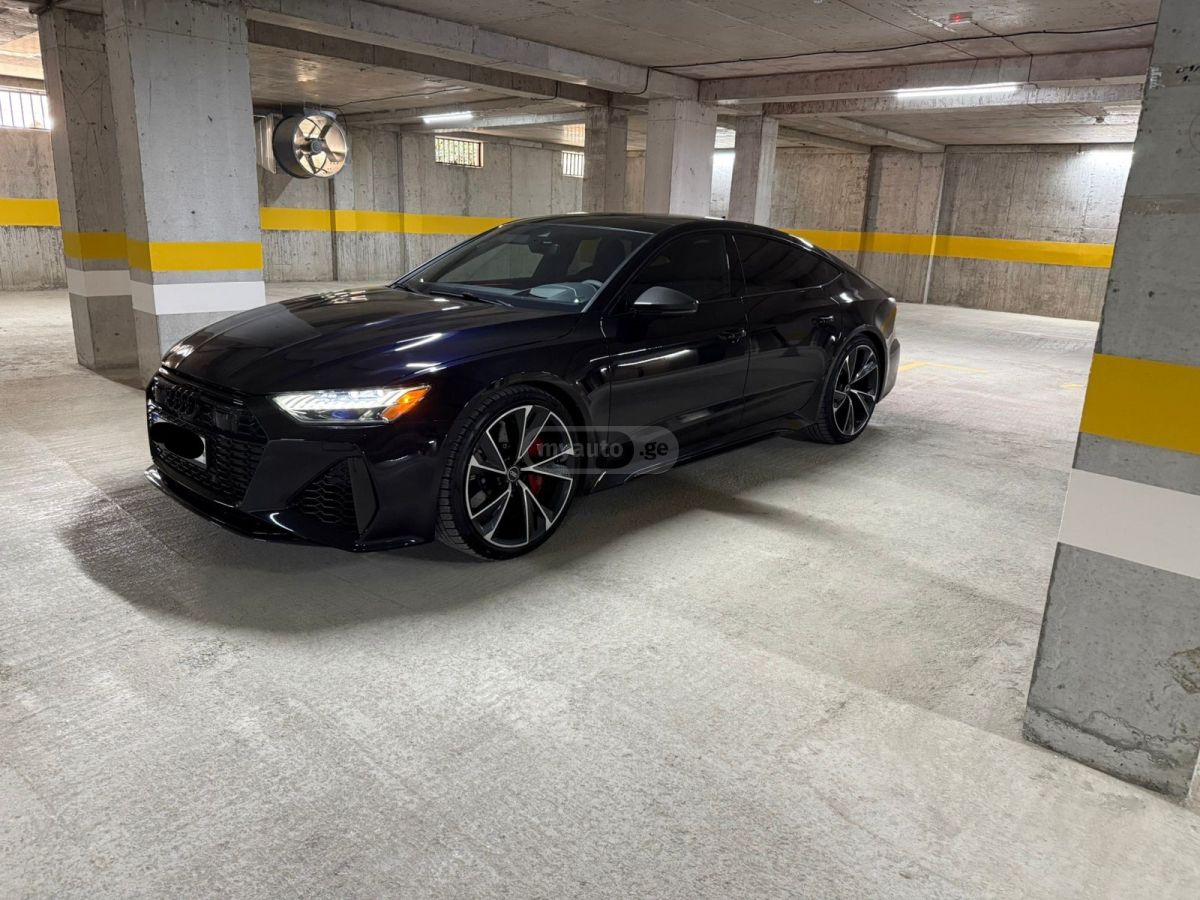 Audi RS7 - фото 5