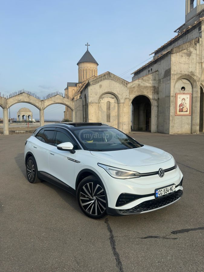 Volkswagen ID 4 - фото 1