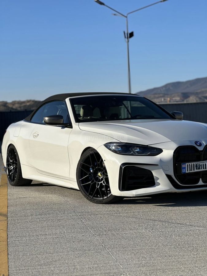 BMWM4402021