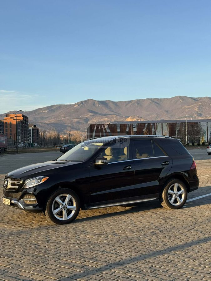 Mercedes-Benz GLE 350 - фото 5