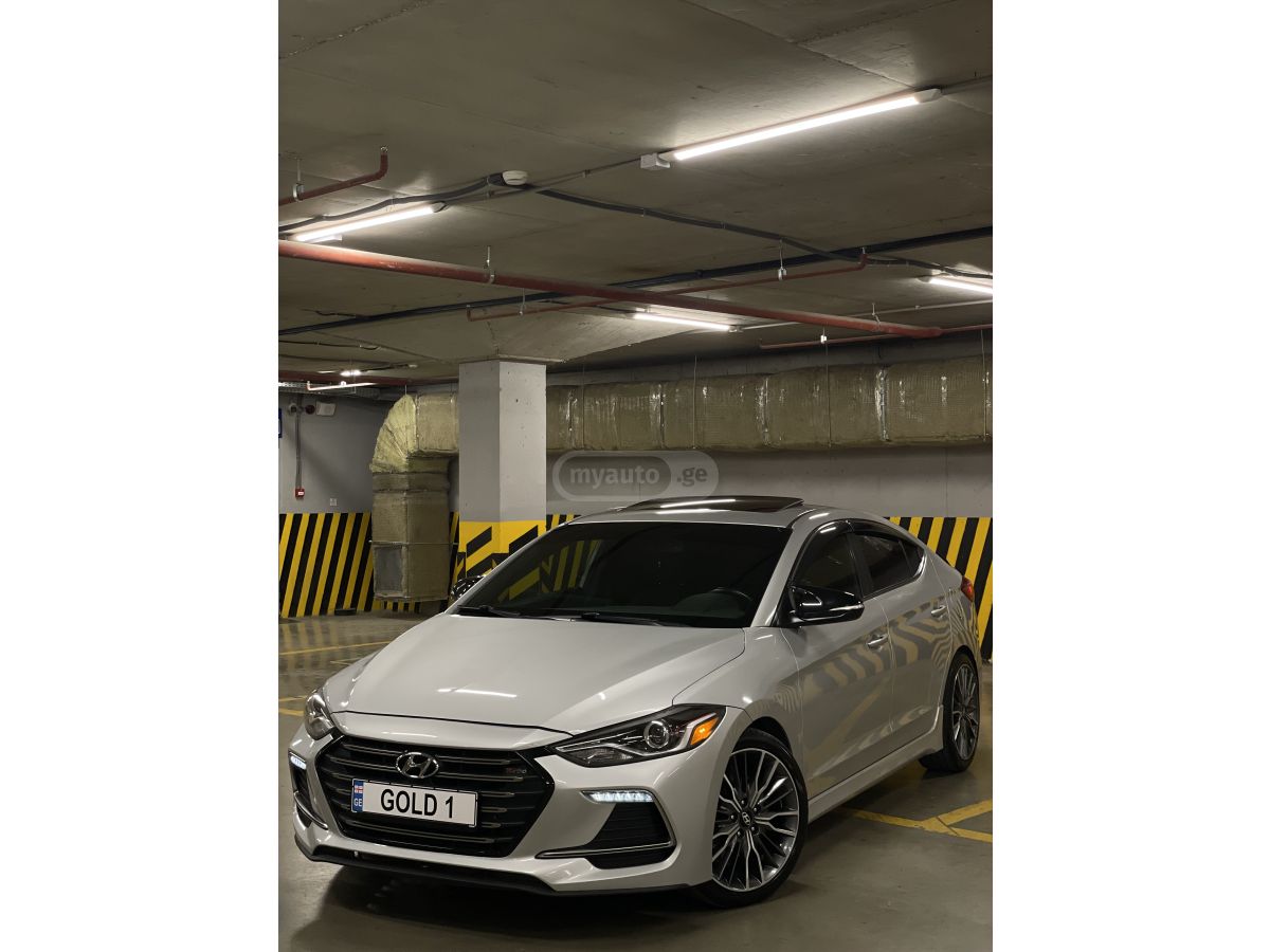 Hyundai Elantra - фото 2