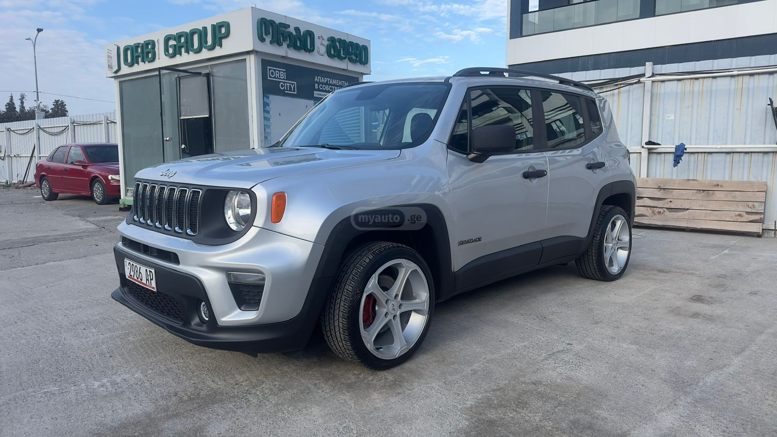 Jeep Renegade - фото 6