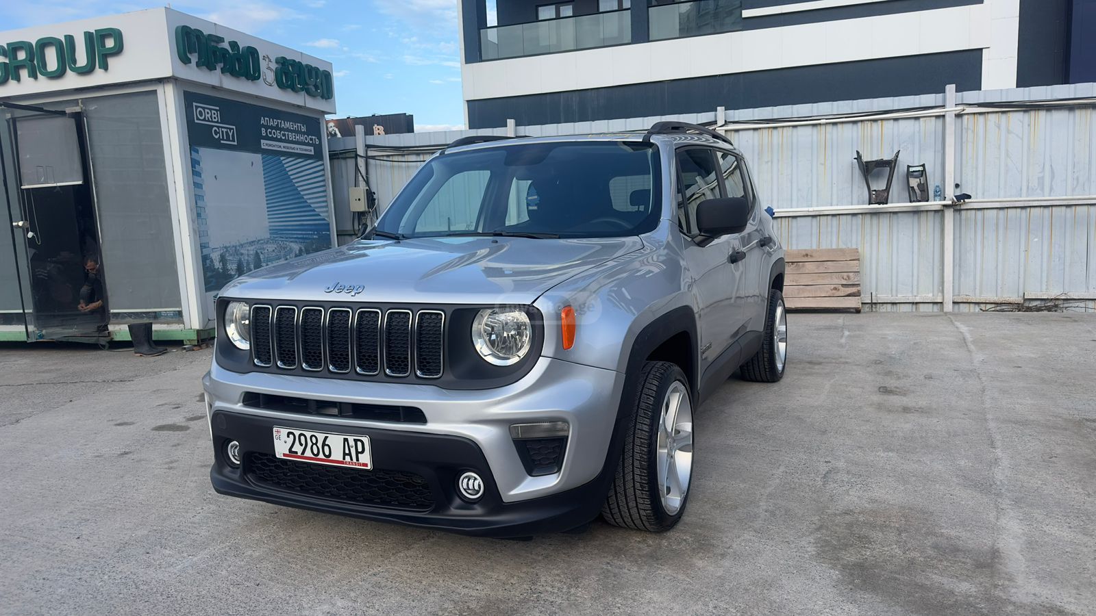 Jeep Renegade - фото 7