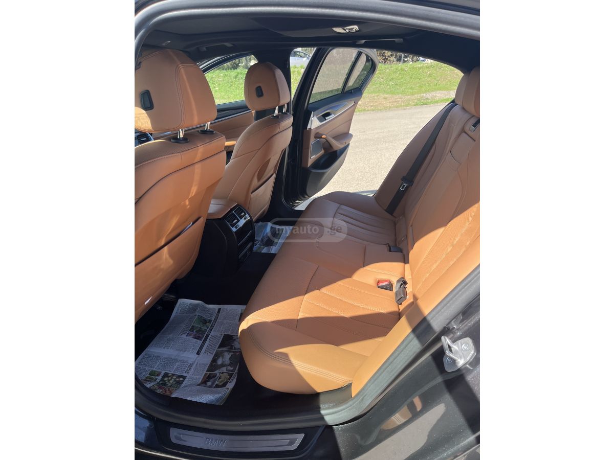 BMW 530 - фото 8