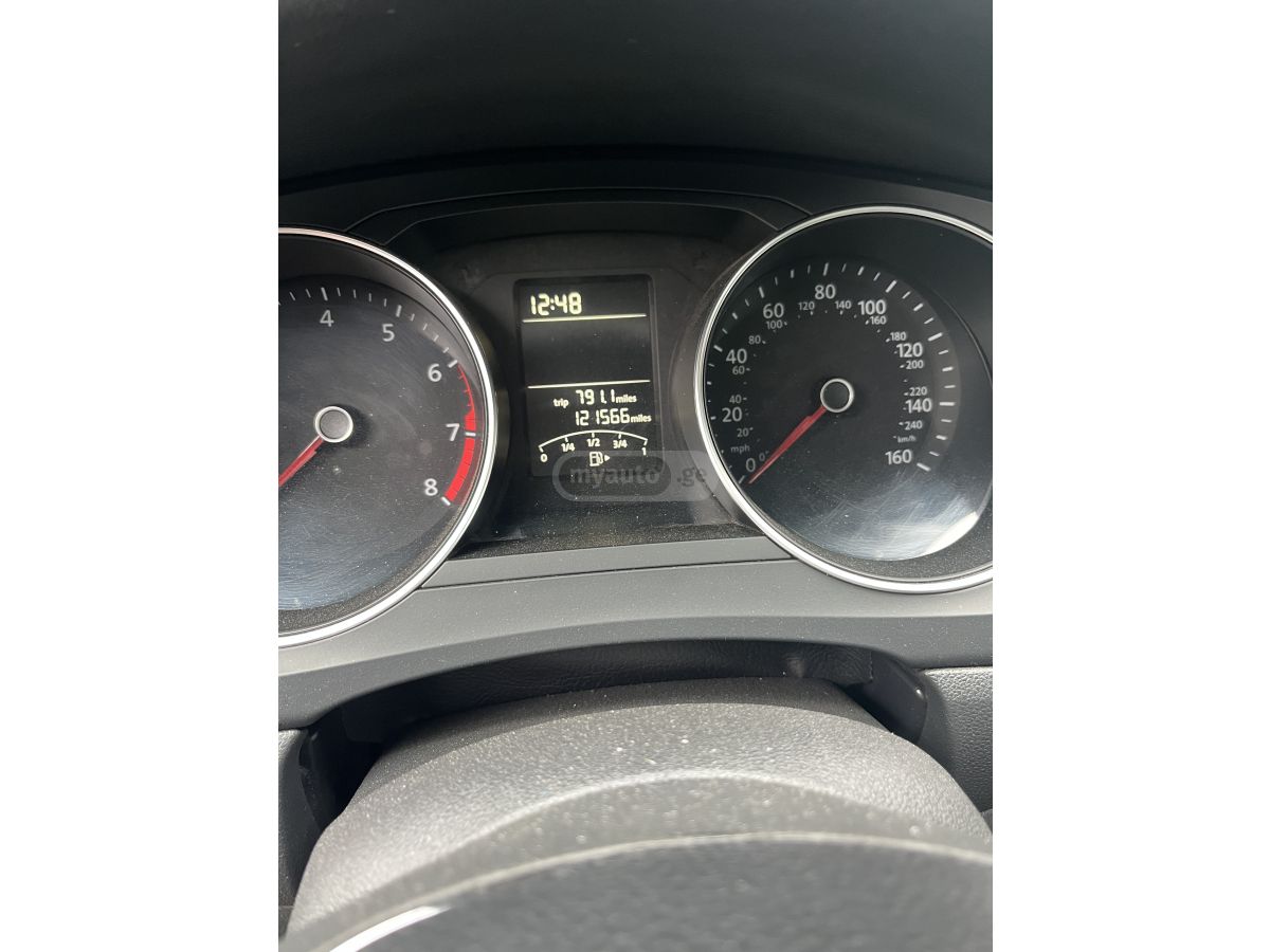 Volkswagen Jetta - фото 7