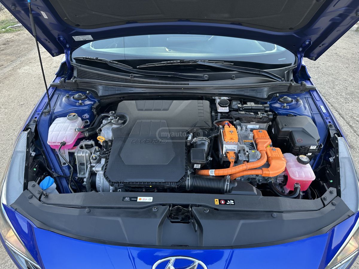 Hyundai Blue 4dr Sedan Automatic — миниатюра 12