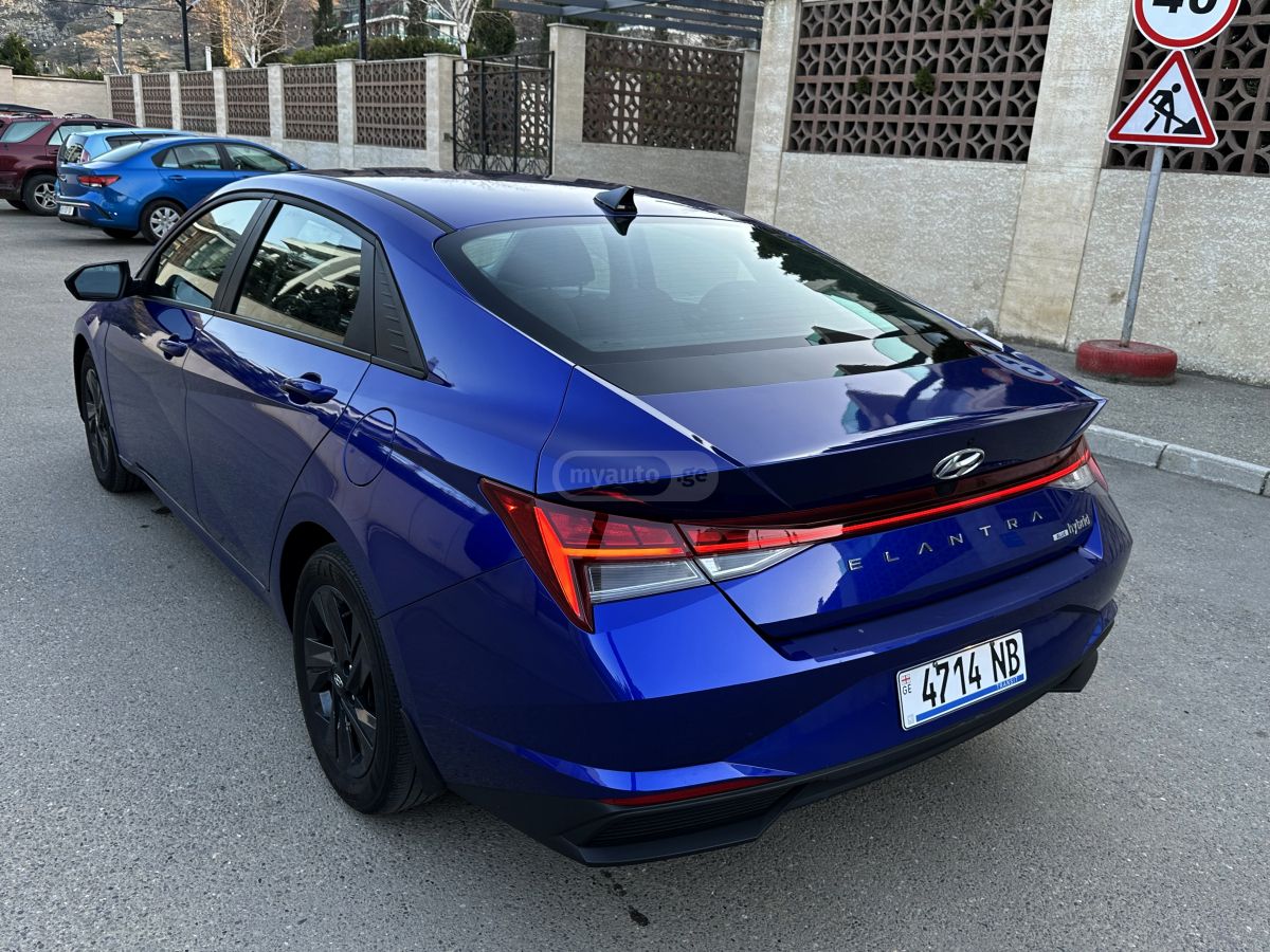 Hyundai Blue 4dr Sedan Automatic — миниатюра 8