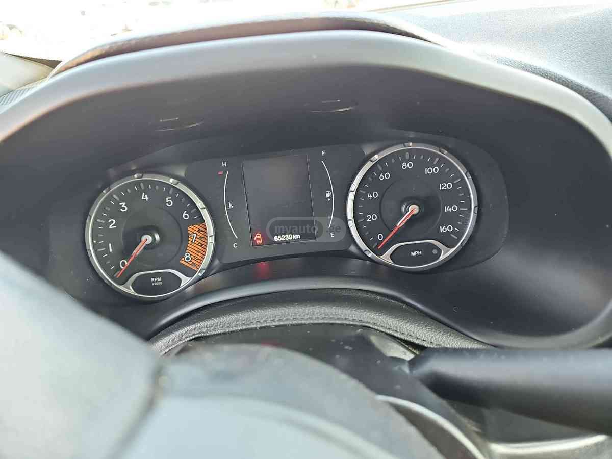 Jeep Jeep Renegade — миниатюра 10