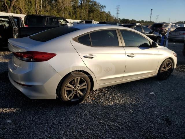 Hyundai Elantra - фото 14