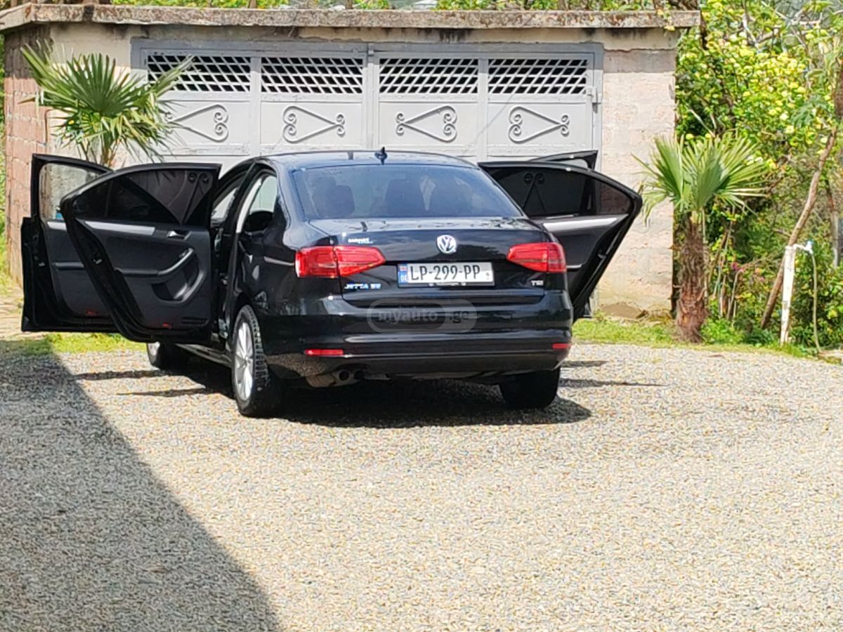 Volkswagen Jetta - фото 7