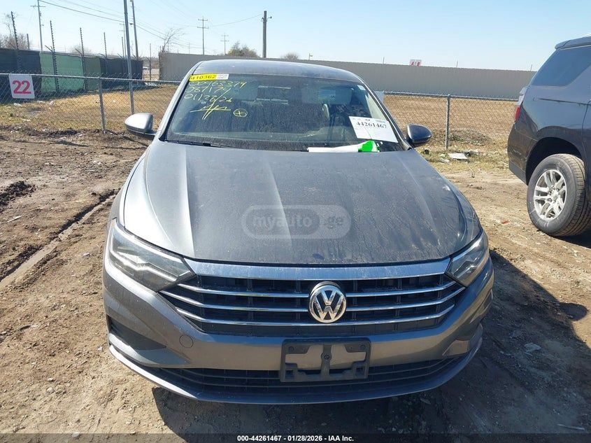 Volkswagen Jetta - фото 5