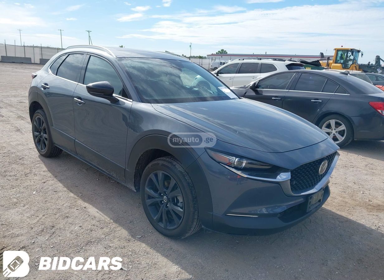 Mazda CX-30 - фото 1