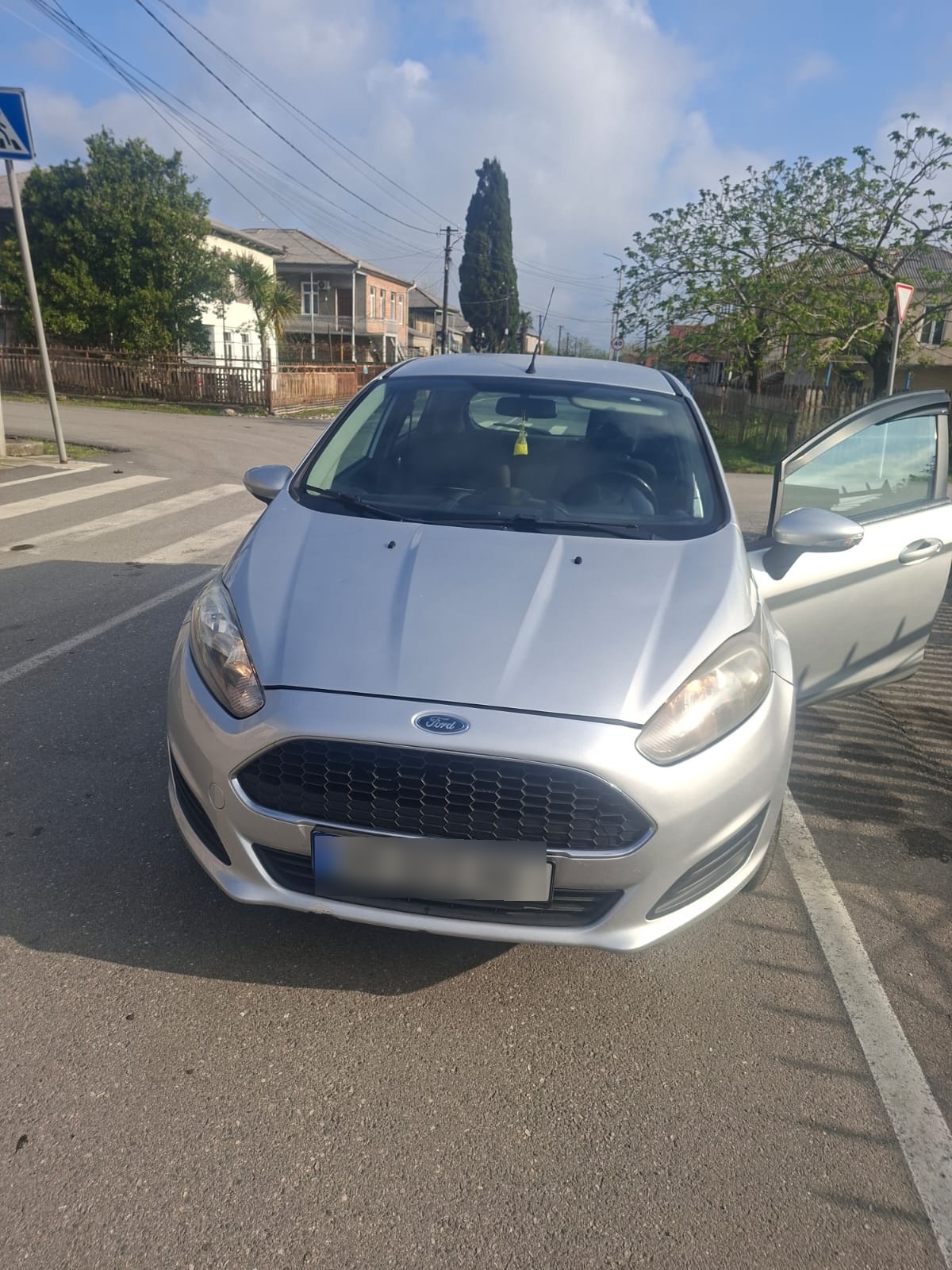 Ford Fiesta - фото 5