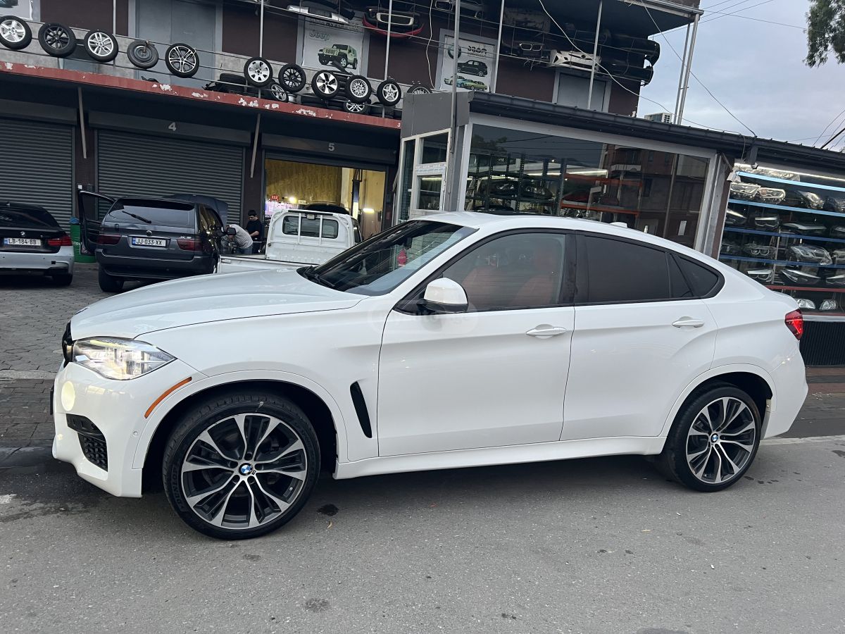 BMW X6 - фото 8