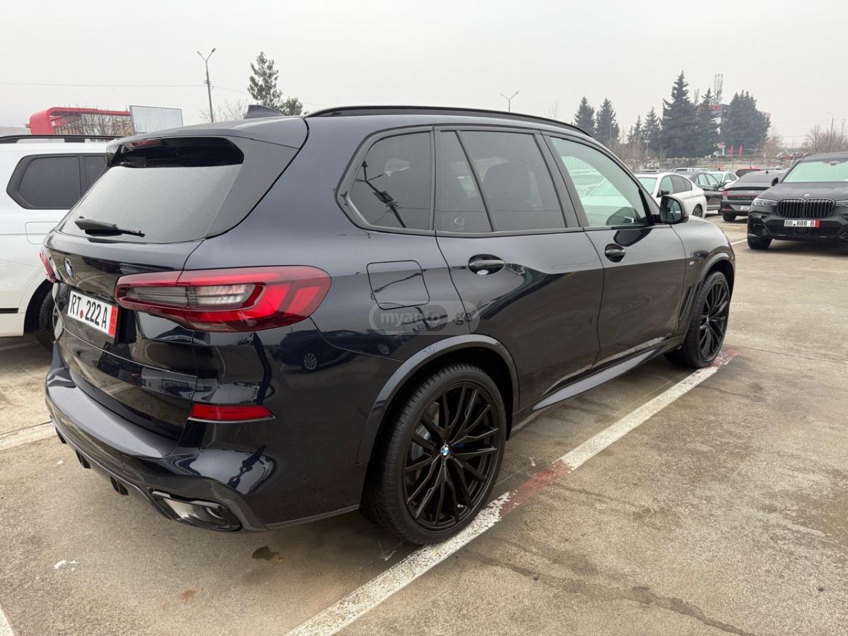 BMW X5 - фото 11