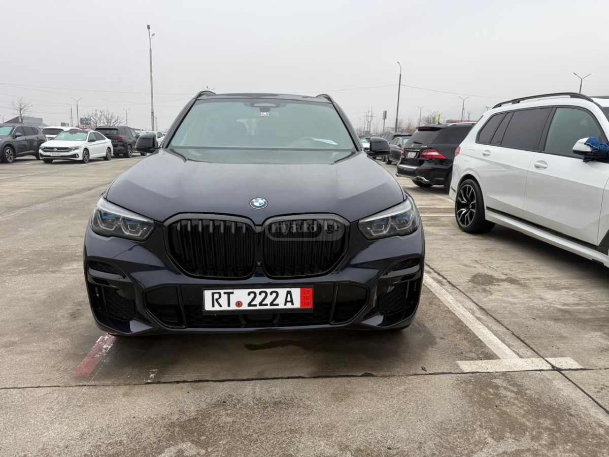 BMW X5 - фото 2