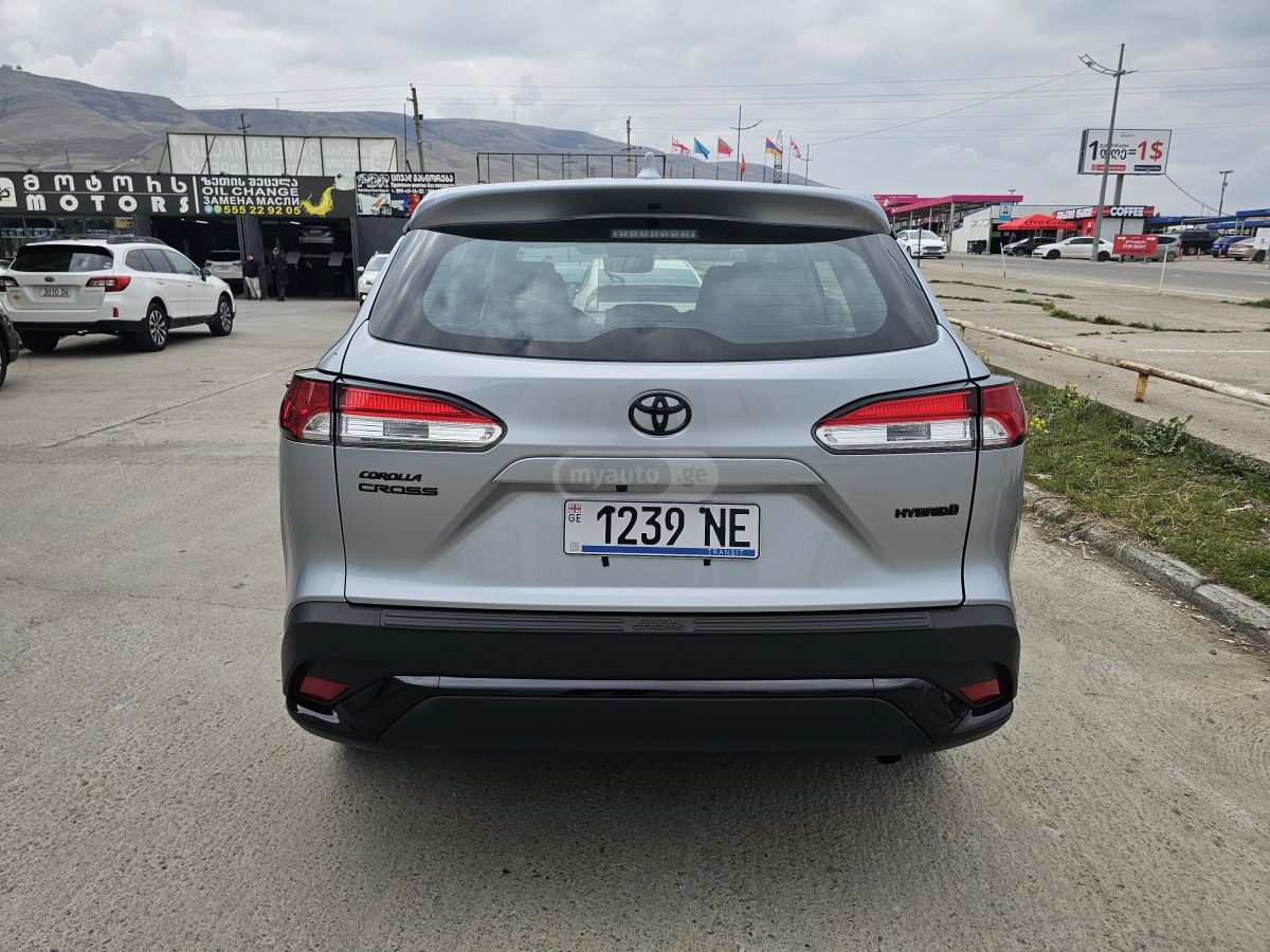 Toyota Corolla cross 2024 — миниатюра 5