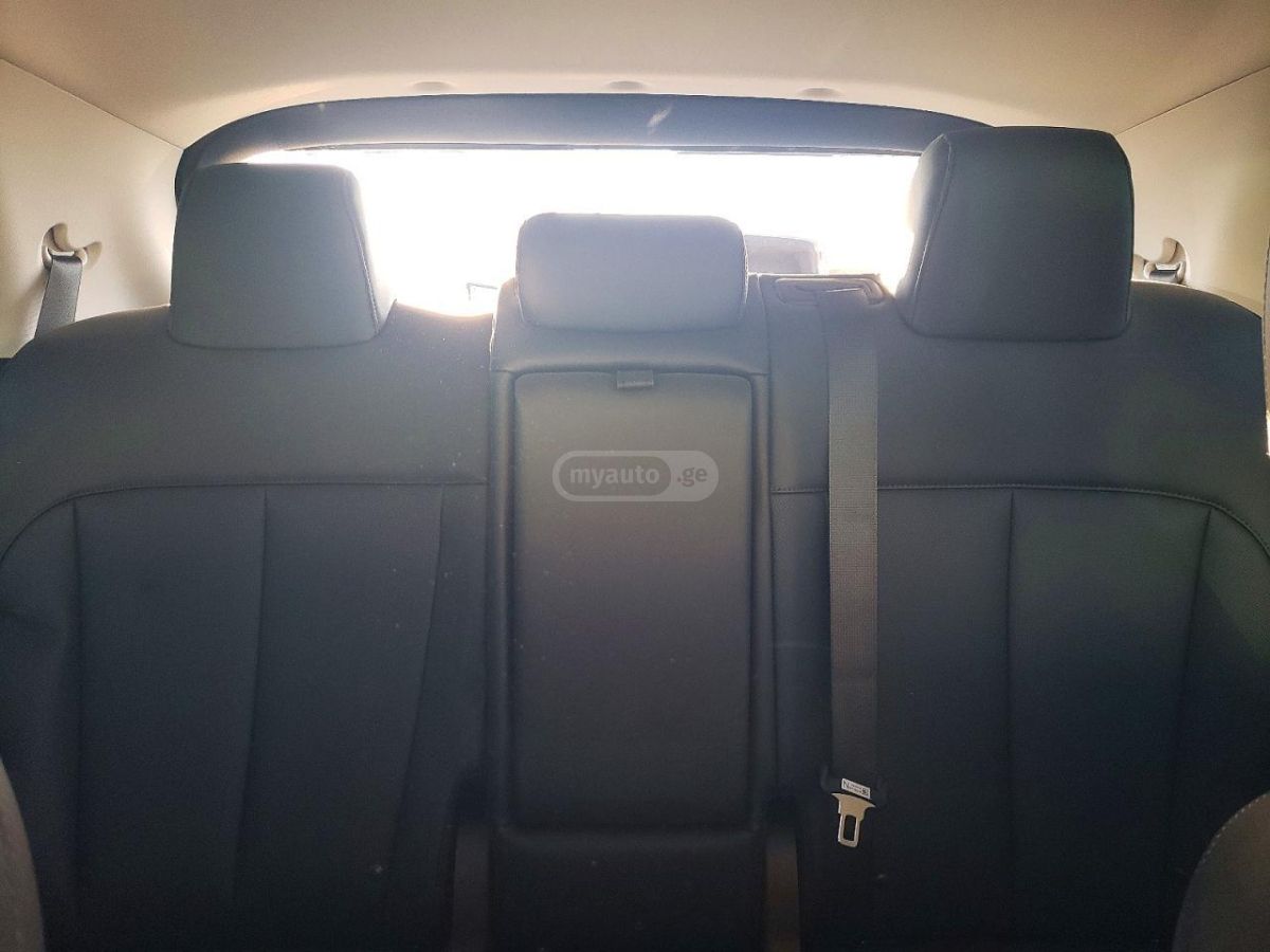 Hyundai Ioniq 2025 — миниатюра 10