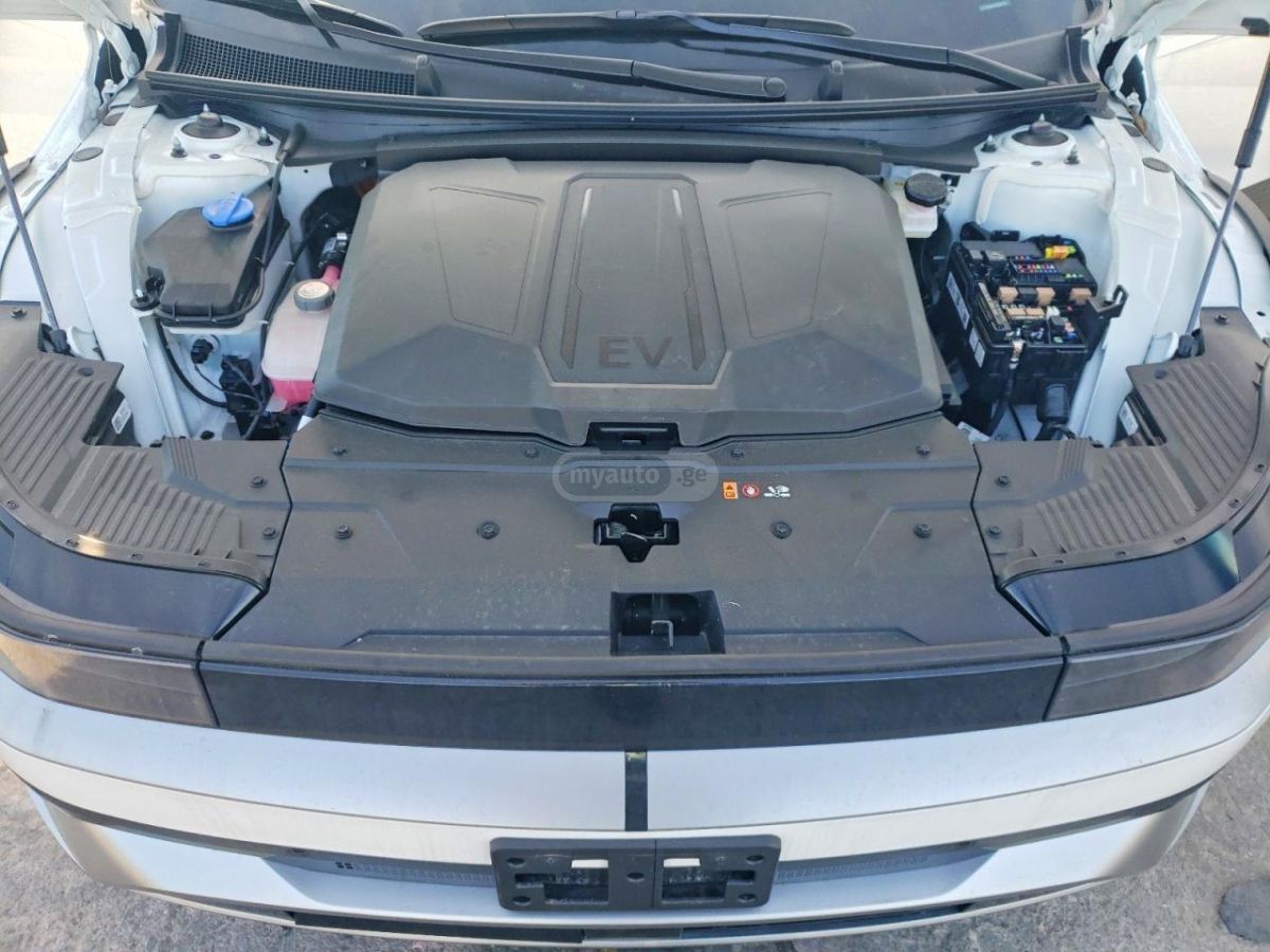 Hyundai Ioniq 2025 — миниатюра 12