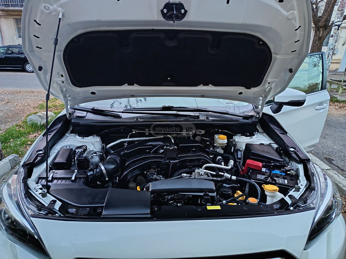 Subaru Limited 4dr All-Wheel Drive CV — миниатюра 8