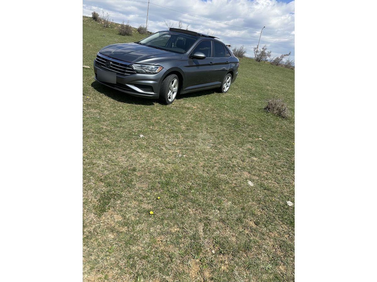 Volkswagen Jetta - фото 3