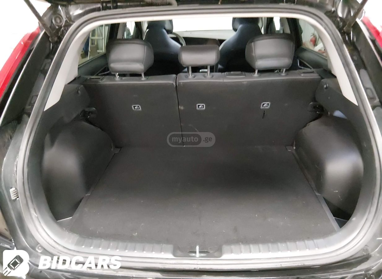 Kia Touring — миниатюра 2