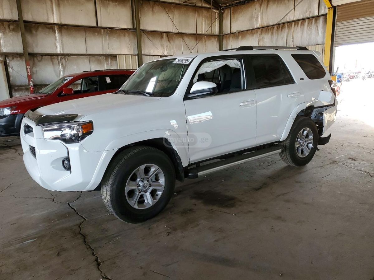 Toyota 4 Runner - фото 1
