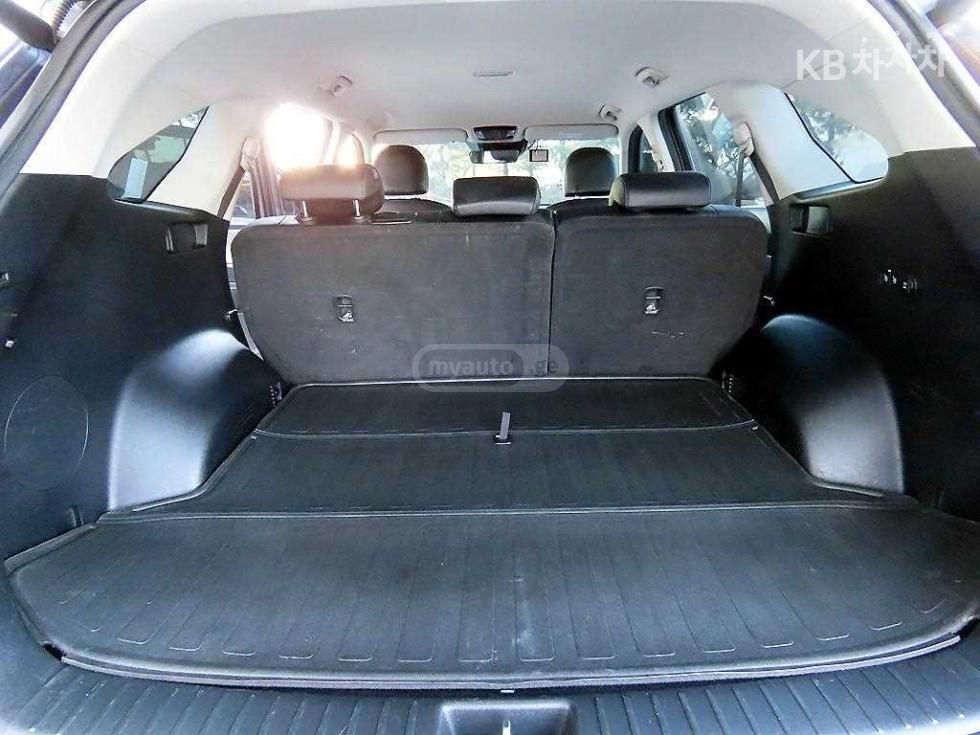 Kia Sorento - фото 11