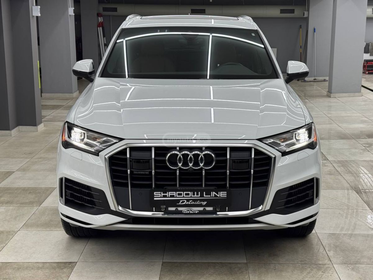 Audi Q7 - фото 2